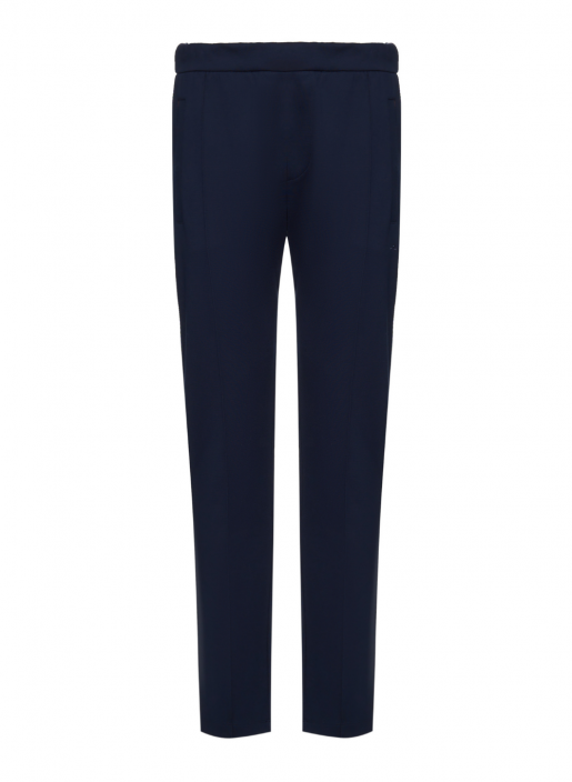 костюм спорт.