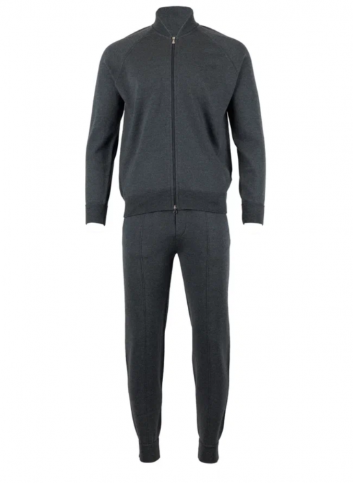 костюм спорт.