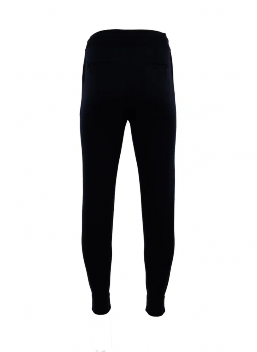 костюм спорт.