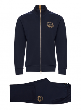 костюм спорт.