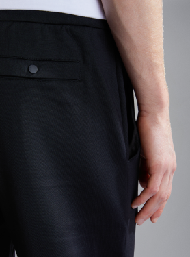 костюм спорт.