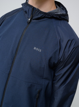 костюм спорт.