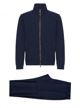 костюм спорт.