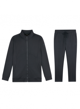 костюм спорт.