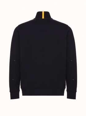 костюм спорт.